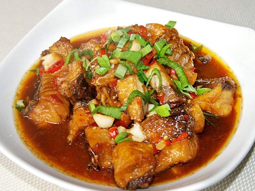 红烧鱼块
